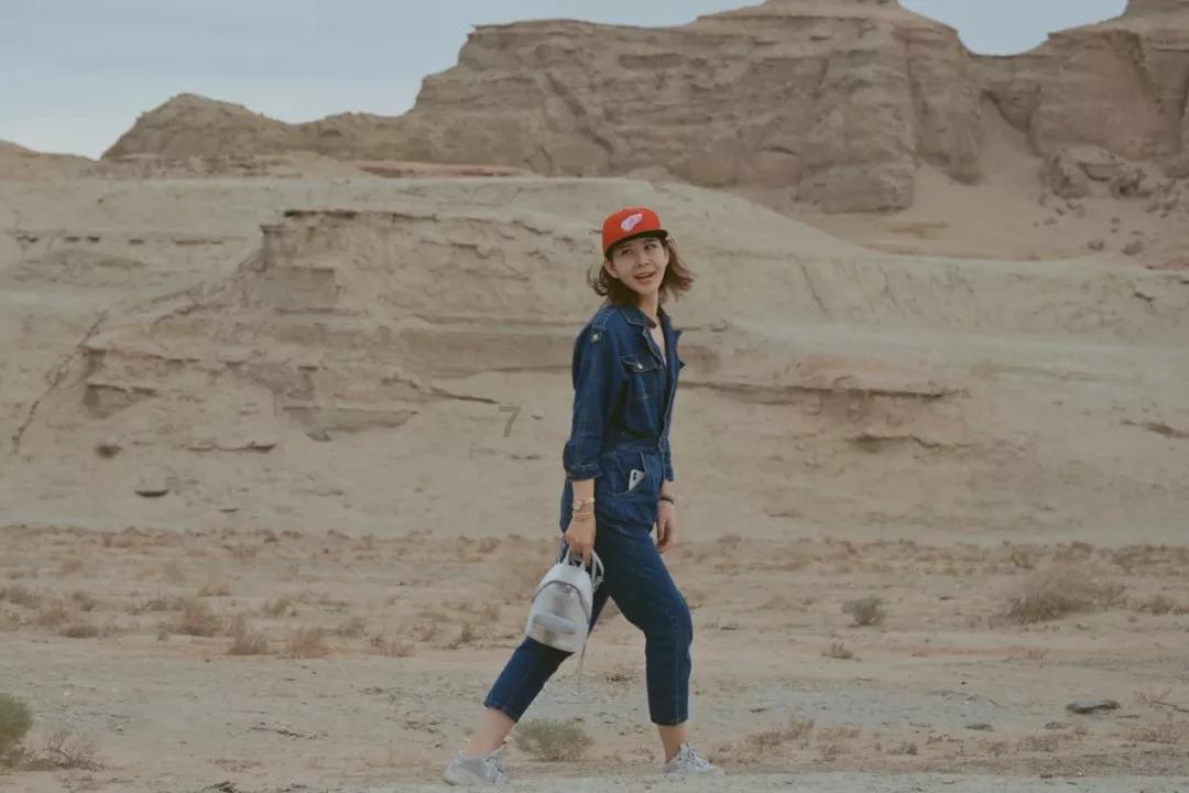 论穿搭还得看“韩国女生”，看似松弛随性、却个个美得高级！