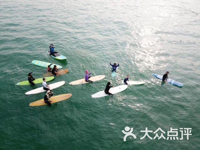 救援墨镜哥