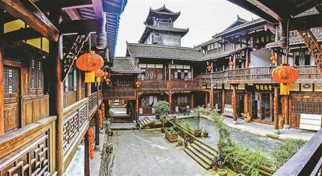 监控曝光！银川烧烤店特大燃气爆炸事故细节披露