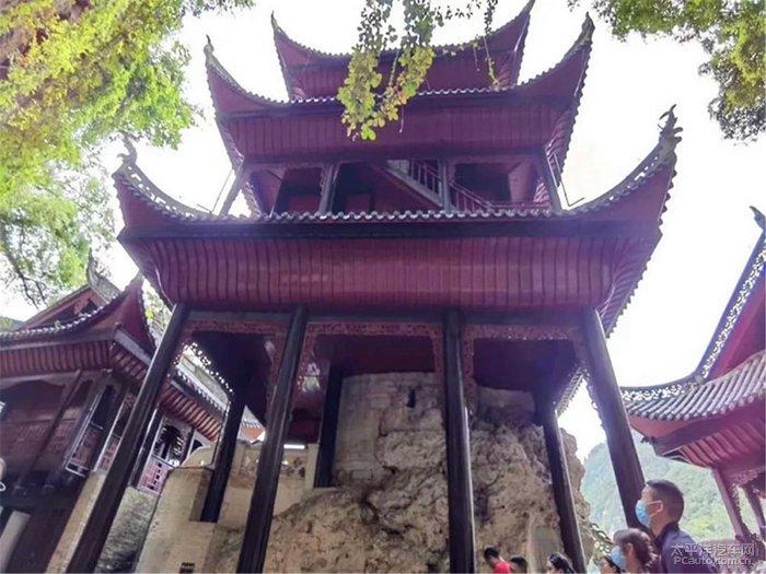 逃离卡拉地牢