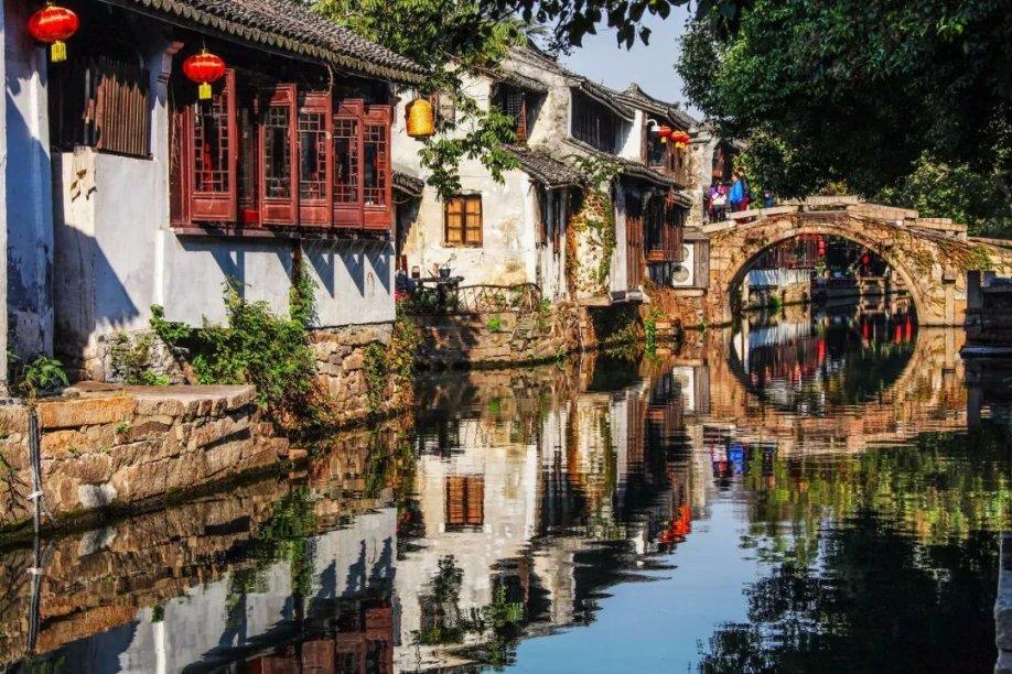 智问答网页-年轻人膝盖疼是怎么回事-优质机智问答平台